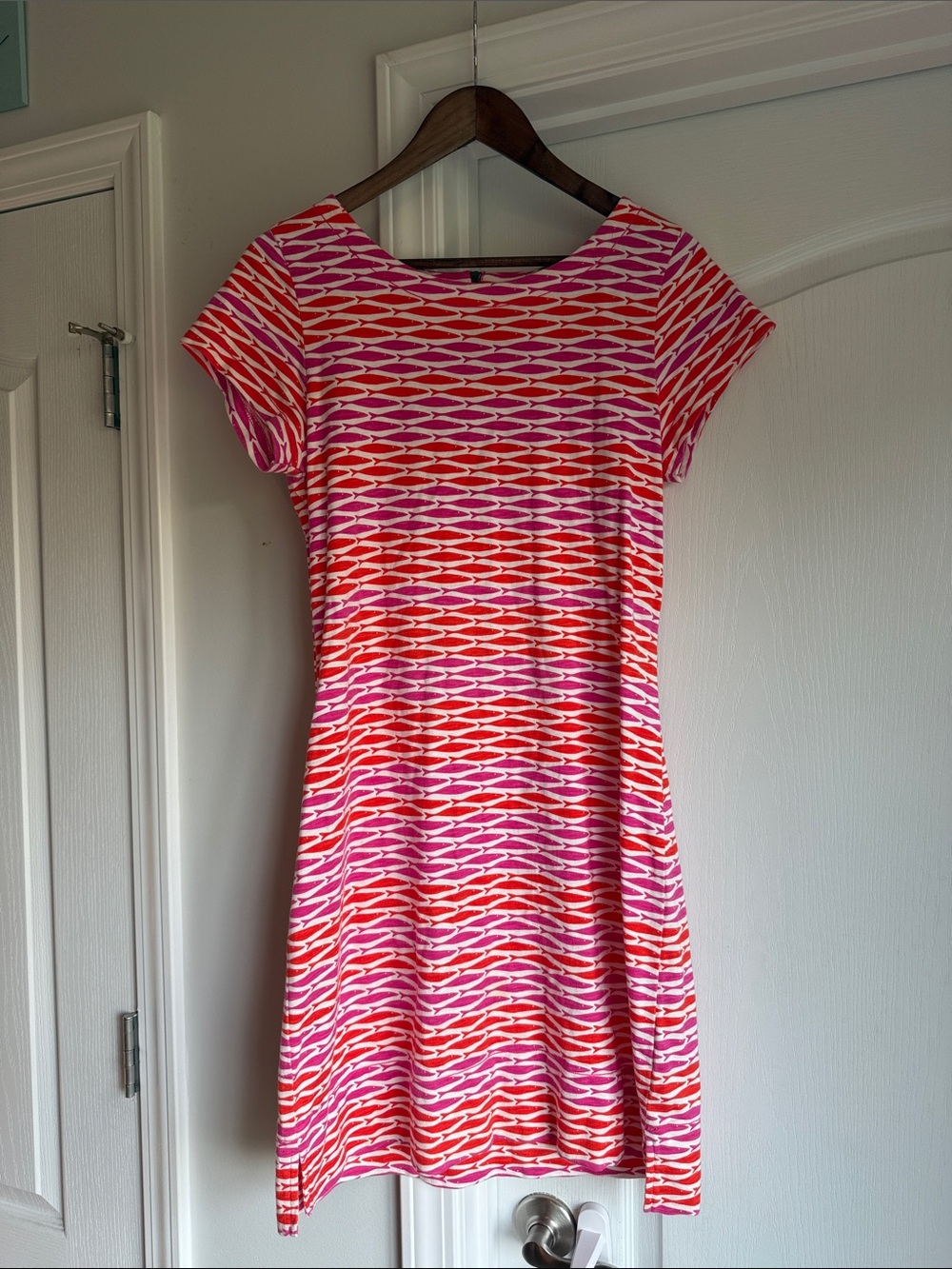 Hatley fish Women's Short Sleeve Dress in Pink & Orange
